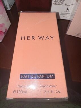 Eau de Parfum for Women — Peach/Coral